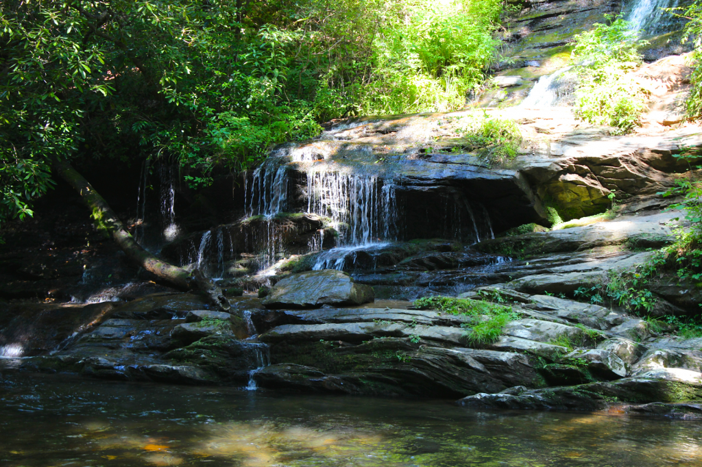 Toms Branch Falls