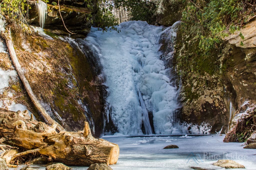 Frozen Courthouse Falls