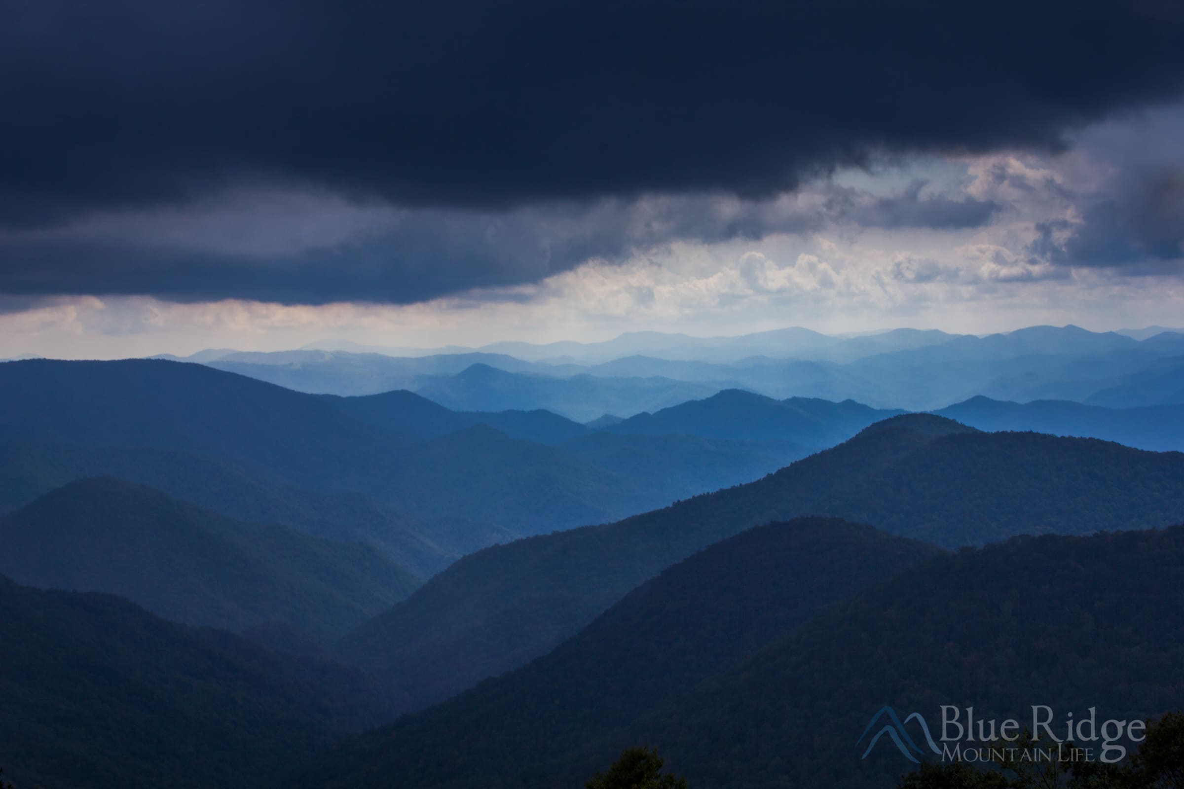 The Blue Ridge Mountains The Blue Ridge Mountains