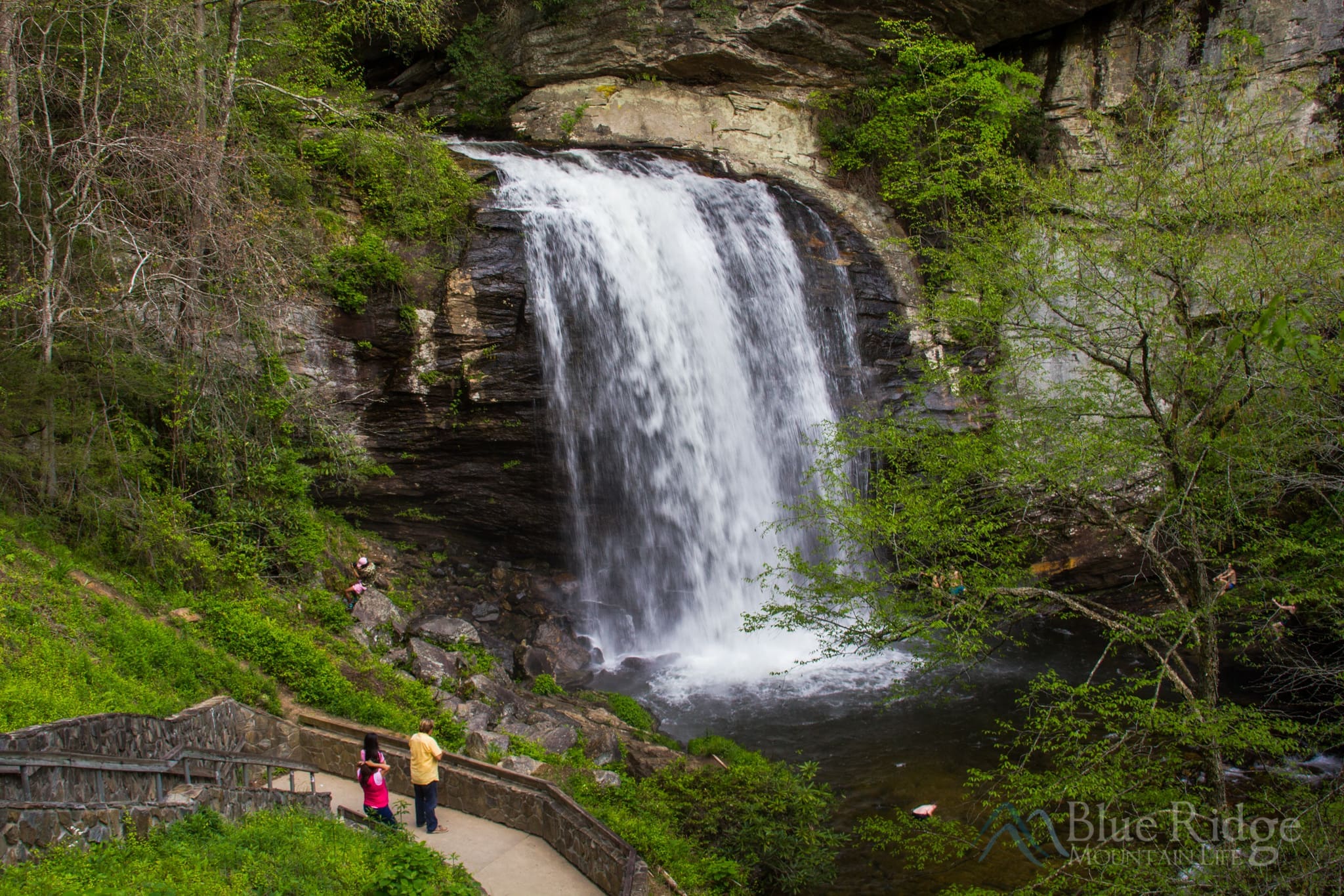 Wheelchair Accessible Waterfalls - Looking Glass Falls Wheelchair Accessible Waterfalls - Looking Glass Falls