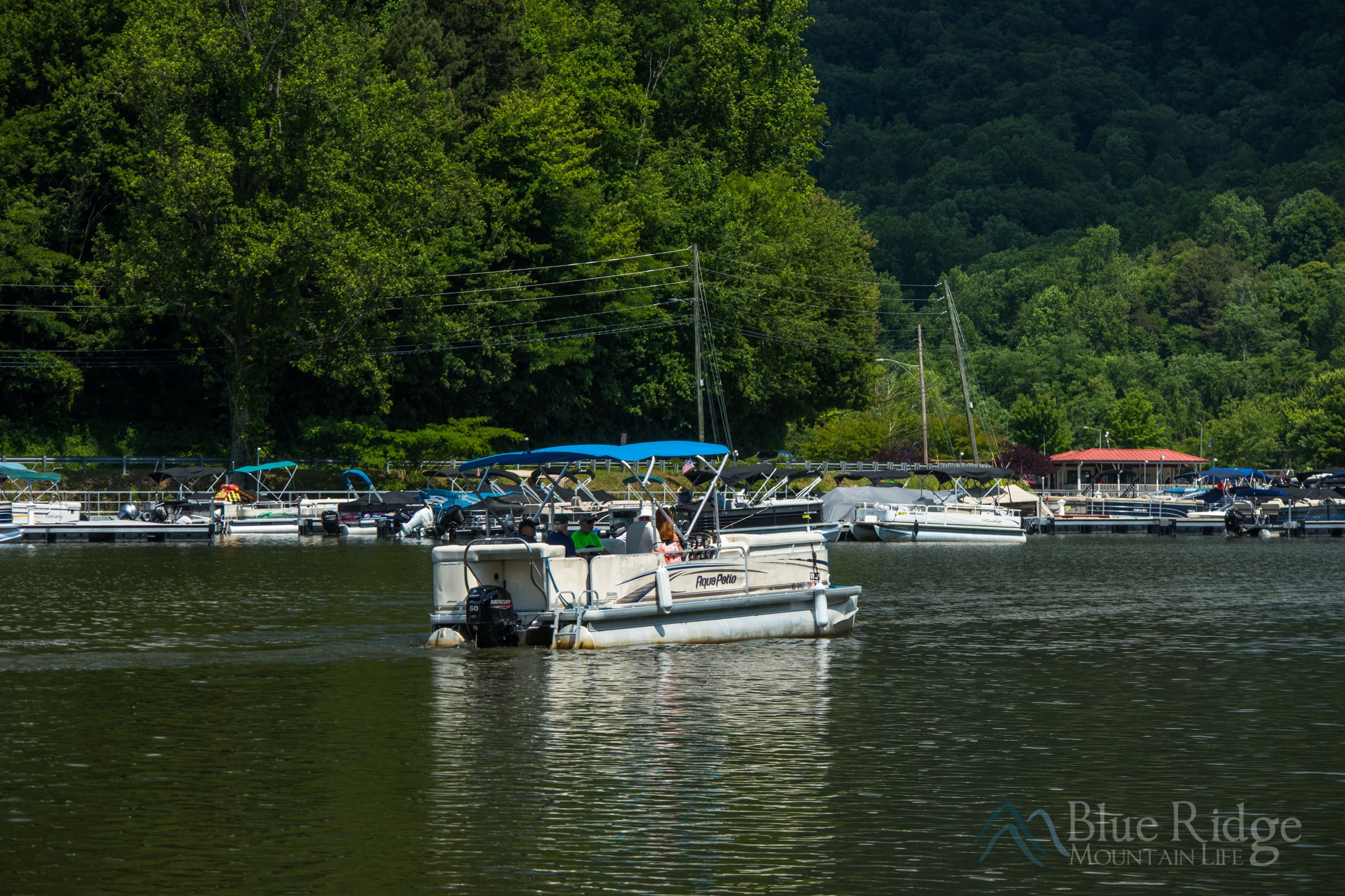 Boating at Lake Lure NC