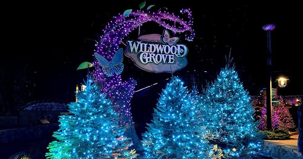 Dollywood-Smoky-Mountain-Christmas