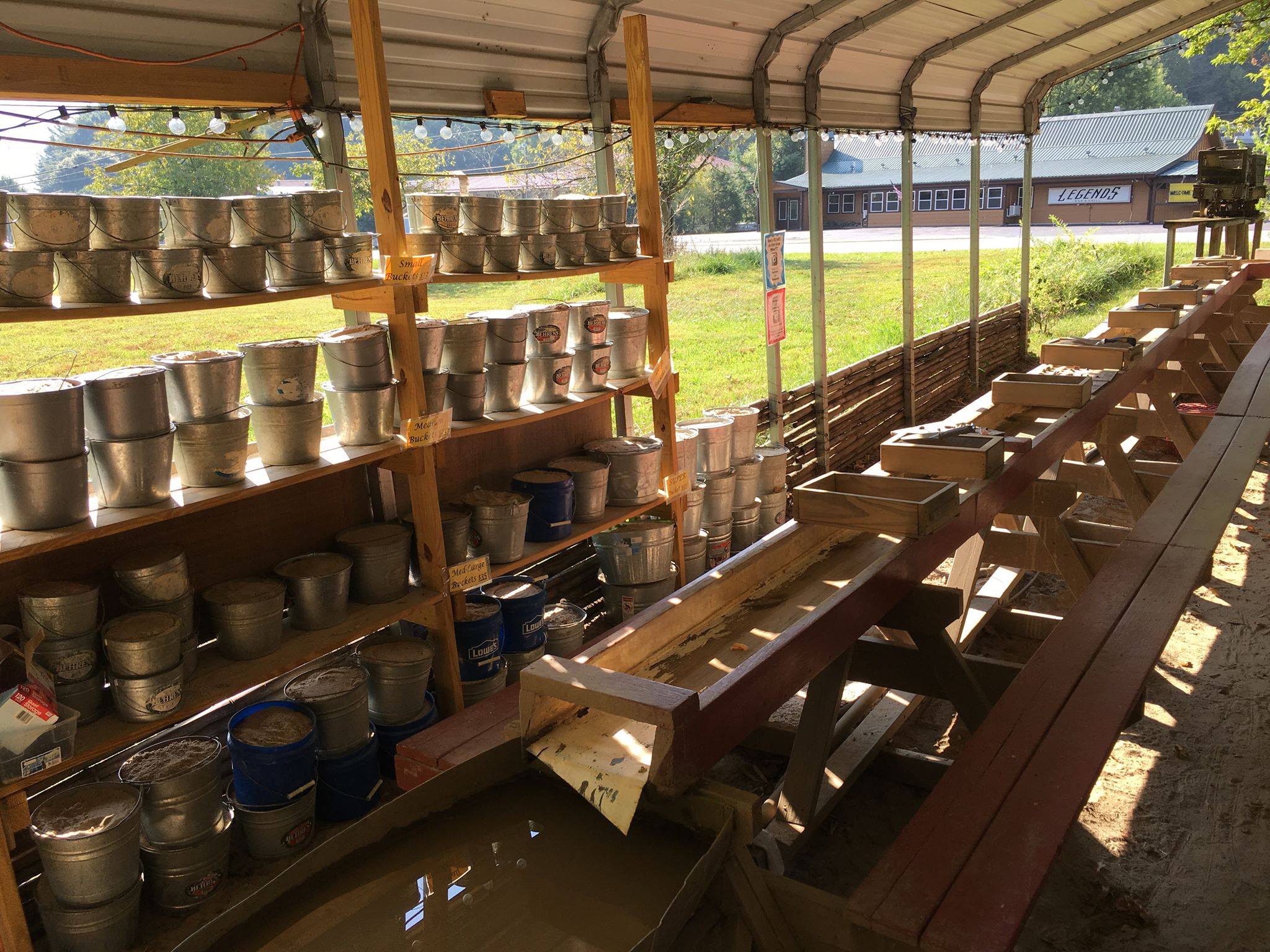 maggie-valley-gem-mining