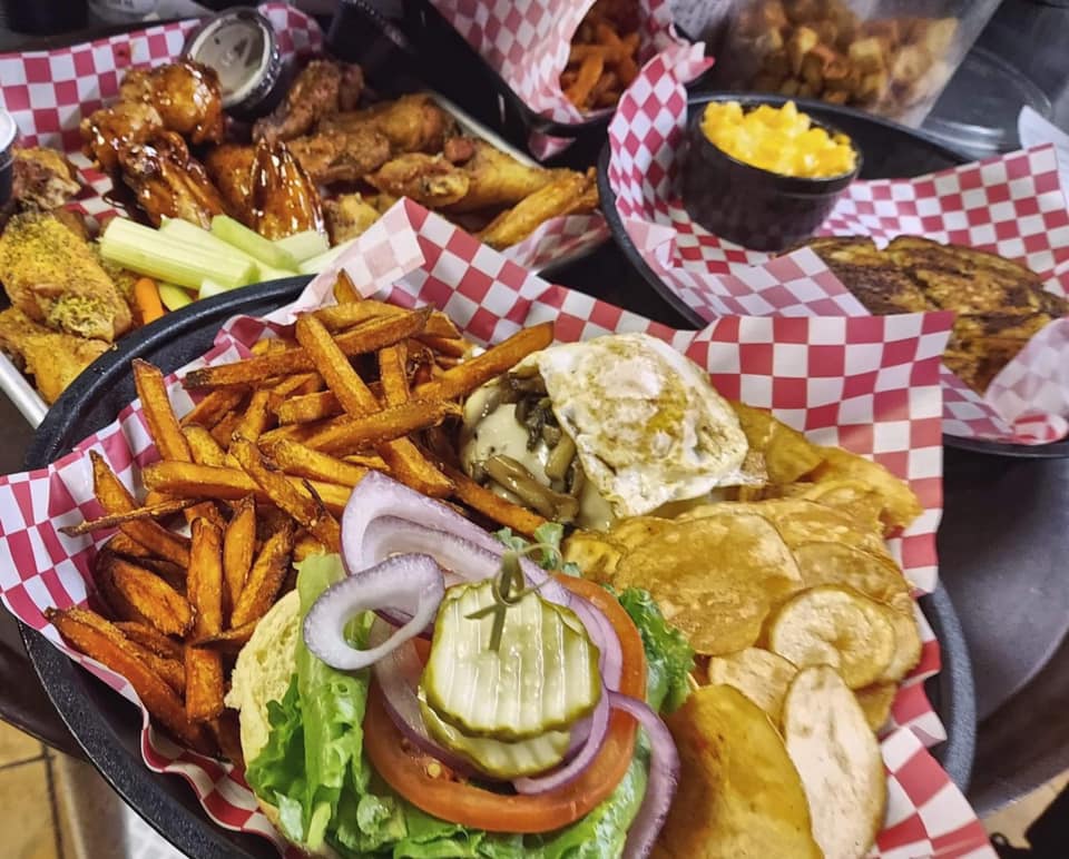 valley-tavern-food