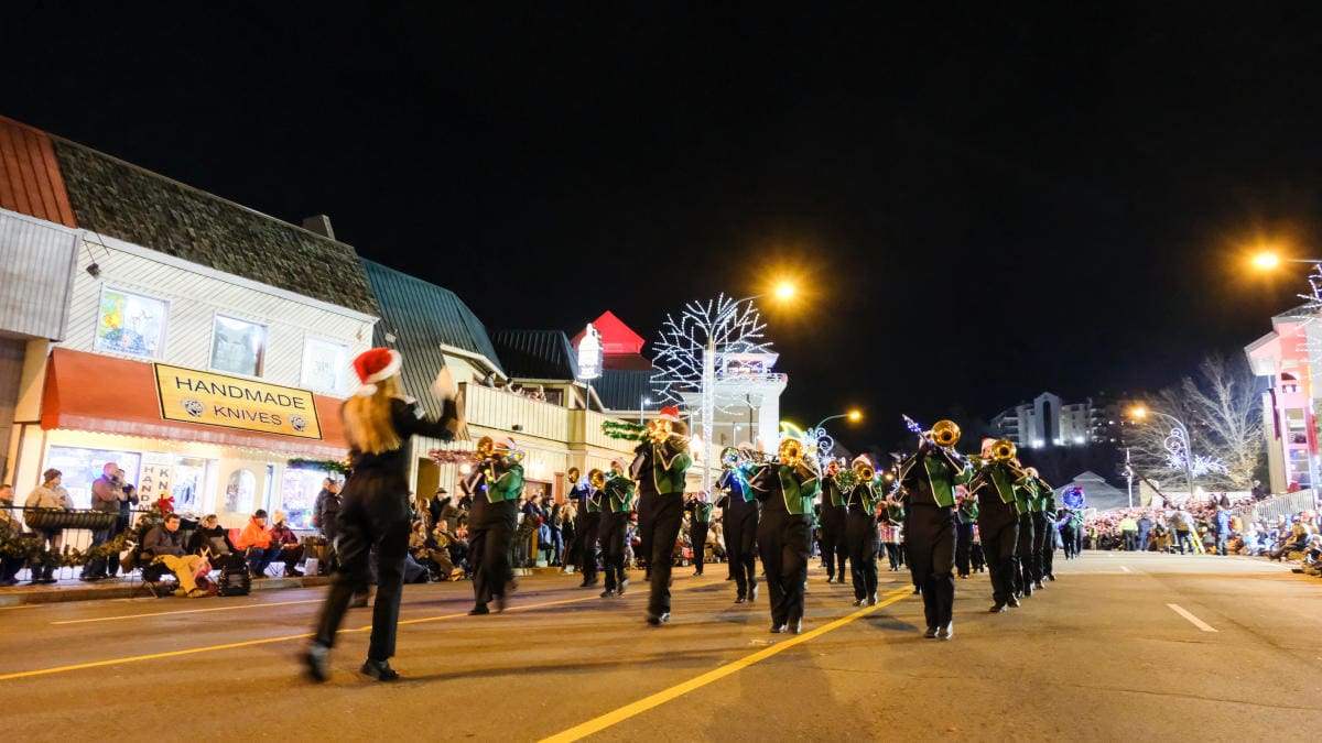 gatlinburg-parade