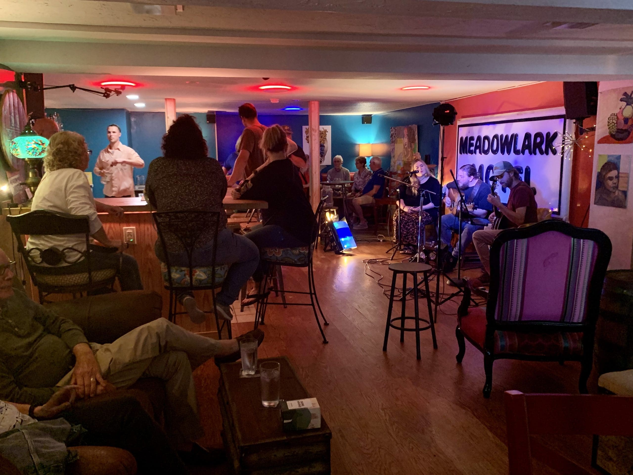 speakeasy-bar