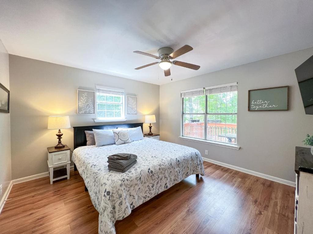 forest-retreat-bedroom