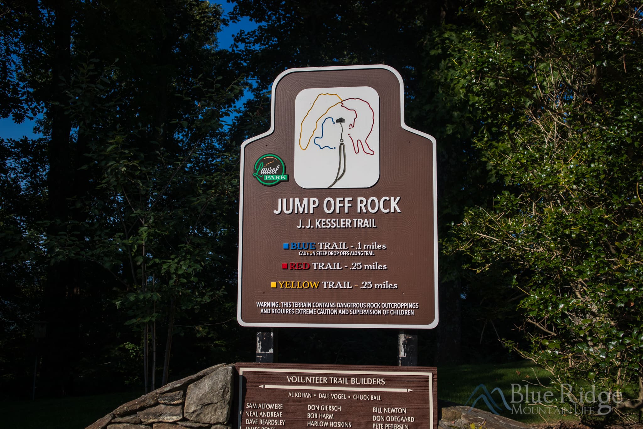 Hiking at Jump off Rock in Hendersonville NC Hiking at Jump off Rock in Hendersonville NC