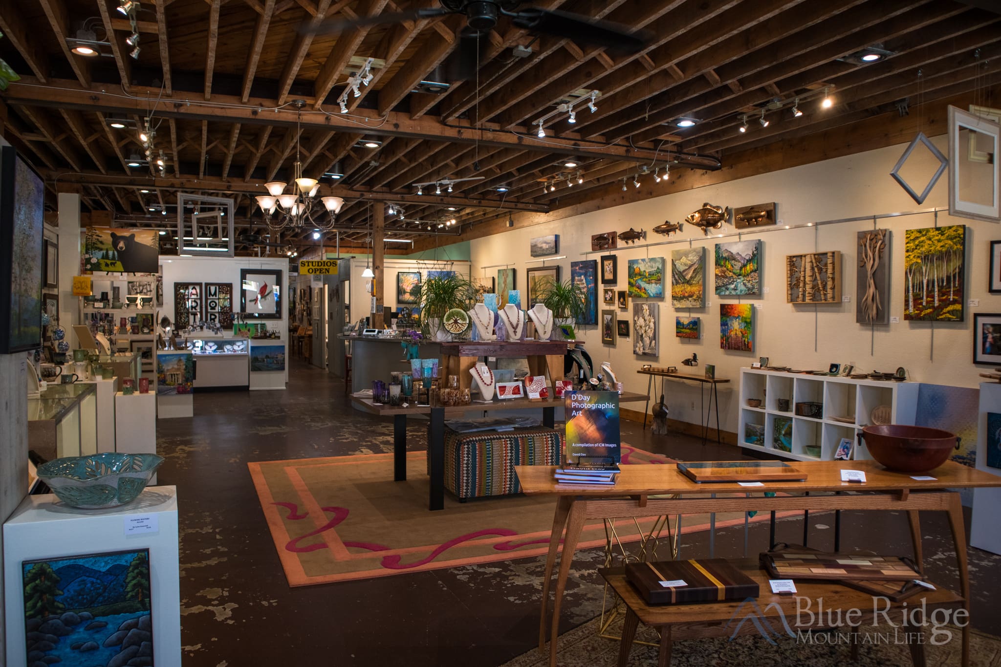 Art Mob Studios in Hendersonville NC Art Mob Studios in Hendersonville NC