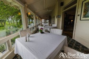 Indoor Dining area Orchard Inn