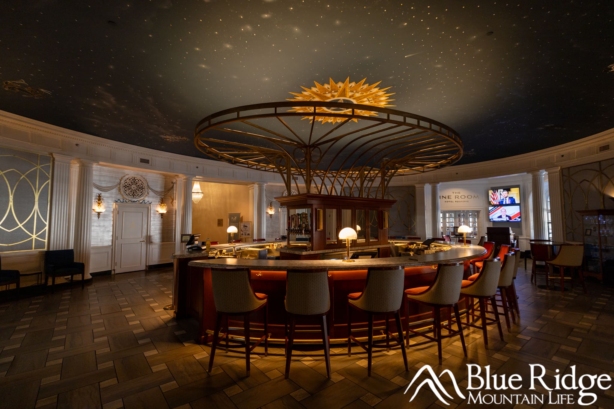 Pine Room Bar, Hotel Roanoke Pine Room Bar, Hotel Roanoke